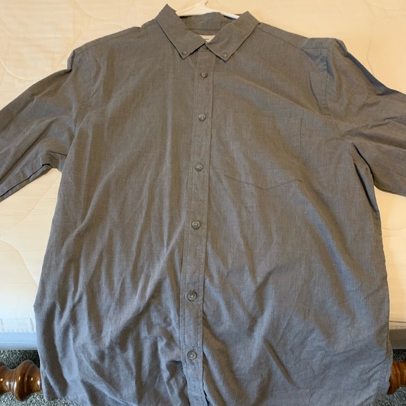 Old Navy Solid Gray Button Down for Men - Picture 1 of 2